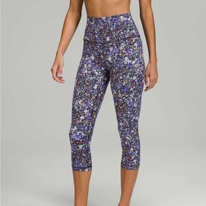 Lululemon Align High-Rise Crop 21" Flower Burst Multi Nulu Leggings Size 6